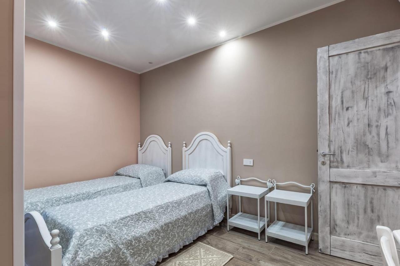 B&B Da Chiara Tortoli Ngoại thất bức ảnh