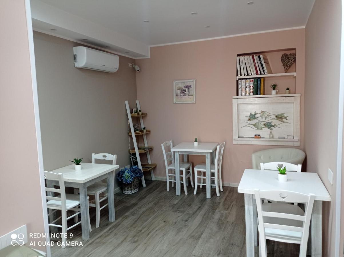 B&B Da Chiara Tortoli Ngoại thất bức ảnh